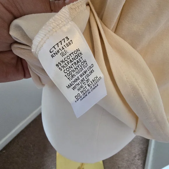 TCEC | Large | Ivory Tulle Ruffle Sleeve Top - Picture 5 of 9